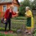 Анна Дмитриевна стояла в дверях, и воздух между ними сгустился