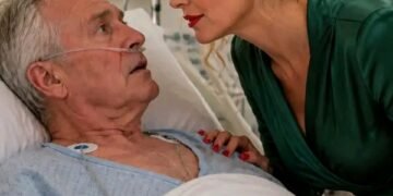 Жена считала, что муж умрёт через пять дней, но одна случайность разрушила её план